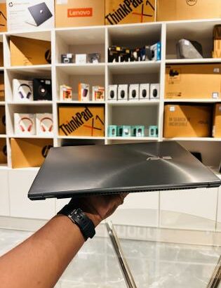 Asus ZenBook UX42UA  AMD Ryzen 5 5500 12 CPUs 2.10 GHZ  16 GB DDR4 SDRAM  512 GB SSD NVMe  Magic Keyboard without Mouse AMD Radeon Graphics 1 GB Reves