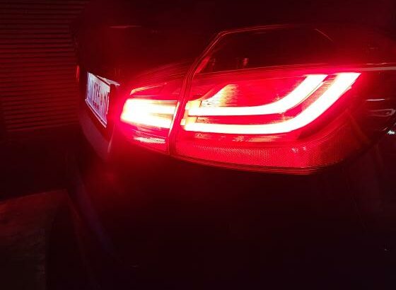 BMW 218i Active Tourer (Luxury Edition)