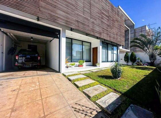 Vende-se moradia T3 suite com piscina e anexo – TRIUNFO