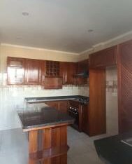 Tipo 3 centro da cidade de Maputo aproveita