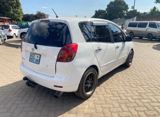 Toyota Spacio preço especial aproveita