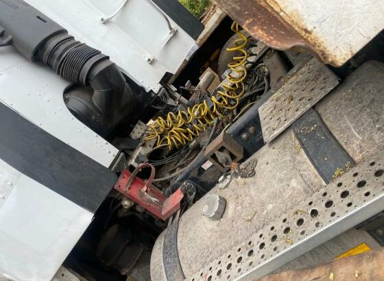 Cabeça Freithliner argosy 12.7 Detroit Full automático