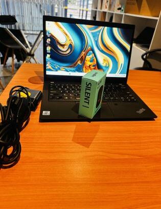 Compra o Lenovo Thinkpad T4 e Ganha Grátis um Mouse Wi-Fi Logitech  Intel Core i5-10210U 10th gen 2.10 GHZ 8GB DDR4 SDRAM 256 GB SSD NVMe  14 polegada