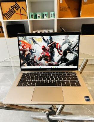 Dell Latitude 5440 UltraBook Machine 13th Gen ,intel Core i5-1345U (12 CPUs)1.60 GHZ ,16 GB DDR5 SDRAM , ,512 GB SSD NVMe,Intel UHD Graphics,13.3 Pole