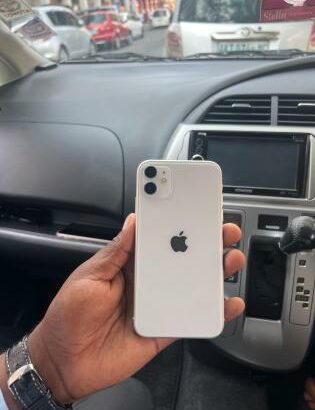 IPhone 11 com 128G aproveita esse preço especial