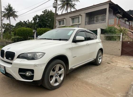 BMW X6 oportunidade única aproveita