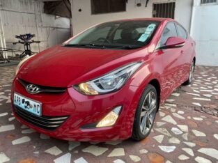 HYUNDAI ELANTRA,modelo 2015/6