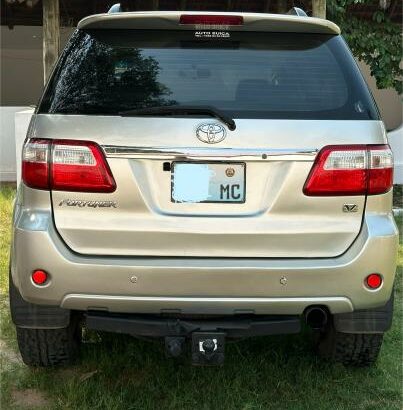 Toyota Fortuner 2010. 2.7. 2X4