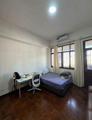 arrenda-se apartamento T2+1 no ponto final prédio do absa