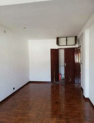 vende-se apartamento T3 super moderno na Versalhes