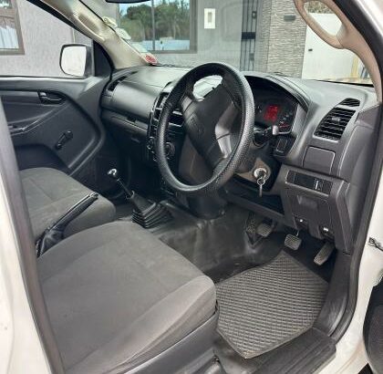 Isuzu D-MAX 2019 2.5 Diesel Manual Difflock 161.000km