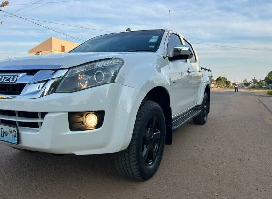Isuzu D-TEQ 2015 3.0 Turbo Diesel Manual 4X4 135.000km-980.000,00mt