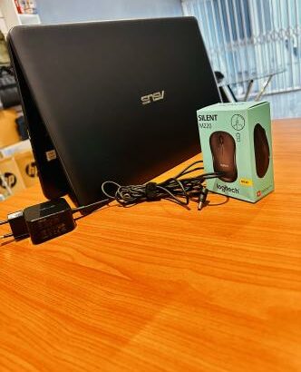 Lap Top em promoção + Bónus Mouse Wi-Fi  Asus VivoBook 15 XR540UAR Notebook Pc Intel Core I3-7020U  7th Gen 2.30 GHZ (04 CPUs)4 GB DDR4 SDRAM ,256 GB