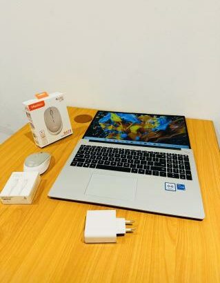 🎁LapTop Huawei MateBook MCLF-XX Metálico e Executivo  ✨Bónus Mouse Wi-Fi Logitech  ✨i5 12th Gen * ✨512 GB SSD & 8GB DDR4 SDRAM* ✨*12th Gen Intel(R) C