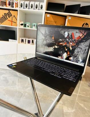 Lenovo ideapad 3 Gaming Machine  Intel Core i5-11320H 3.20 GHz (08 CPUs) 16 GB DDR4 SDRAM 1TB SSD  Intel Íris Xe Graphics  Nvidia GeForce GTX 1650 4 G