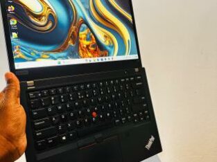 Lenovo Thinkpad T4 Intel Core i5-10210U 10th gen 2.10 GHZ 8GB DDR4 SDRAM 256 GB SSD NVMe 14 polegadas FHD Leva finger print & Modem interno bateri