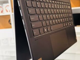 Lenovo yoga 7-14 Polegadas Convertible 2-in-1 Touch Screen Machine intel Core i5-1235U(12 CPUs) 1.30 GHz 8GB DDR4 SDRAM, 512 GB SSD NVMe,14 polegadas