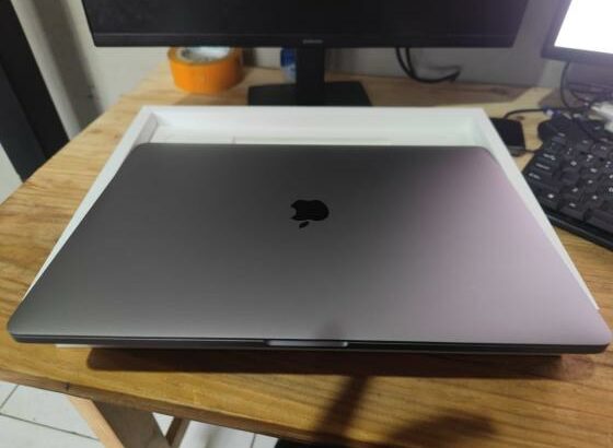 MacBooK Pro 16 inch 19-year A2141 i7+16+512 como novo
