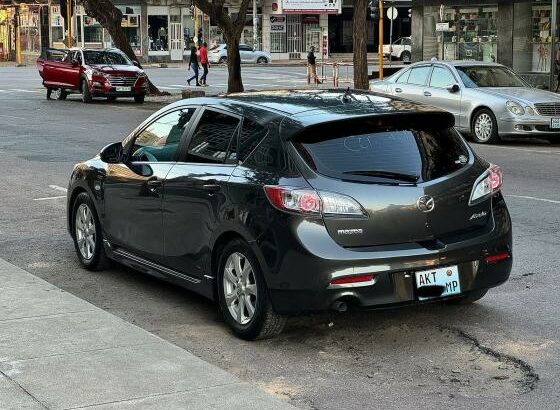 Mazda Axela 2010 15 Recém Importado em Promoção