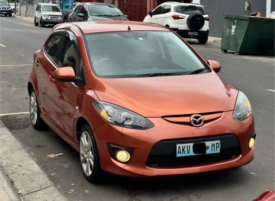 Mazda Demio Sport 2010 1.5cc Recém importado