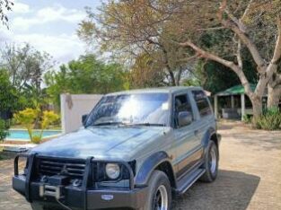 Mitsubishi Pajero 1997 3.0 Manual 4X4