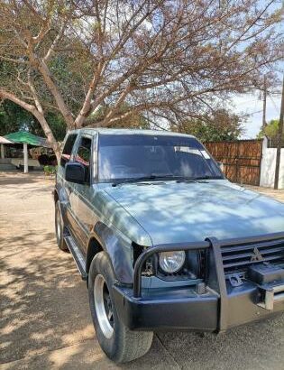 Mitsubishi Pajero 1997 3.0 Manual 4X4