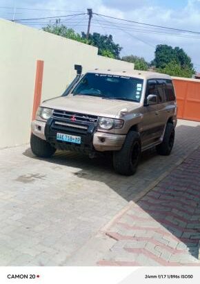 Mitsubishi pajero 3.0 6g72 Transmissão  manual (4×4)