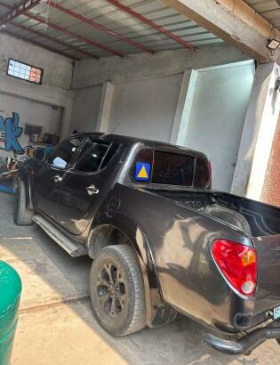 Mitsubishi Triton 2.5cc Automatico