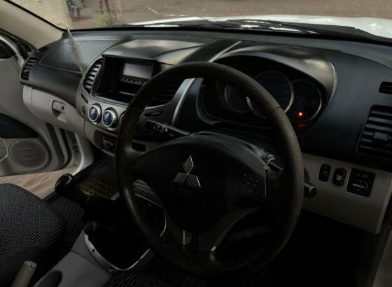 Mitsubishi Triton L200 2014 2.5cc Diesel 4X4