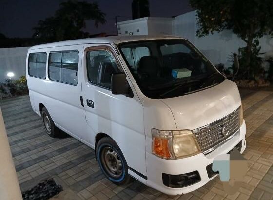 Nissan Caravana Diesel 15 Lugares Pagos