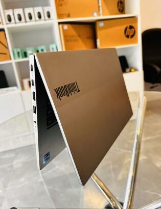 Promoção da semana  Ofereceremos um mouse Wi-Fi e um pasta na compra de um lap top .