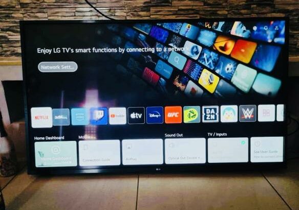 Promoção Tv Original Sul Africana LG UHD TV 55 inch UK6200 Series IPS 4K Display 4K HDR Smart LED TV Com Base de parede e Remoto Damos Garantia + Assi