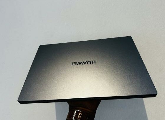 🔥Top de Gama🔥 *✨Exclusivo & Executivo* *✨Huawei MateBook 2023* *✨Core i7 12th Gen 16 CPUs* *✨16GB RAM & 512GB SSD*  Huawei MateBook, *12th Gen Intel