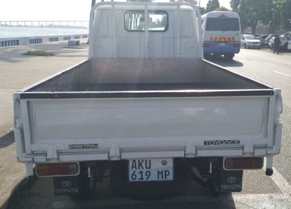 Toyoace 1997 3L Manual