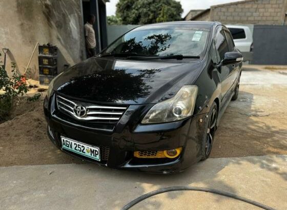 Toyota Blade 2.4 Gasolina