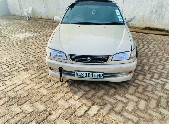 Toyota Corolla 2000 1.5 Manual