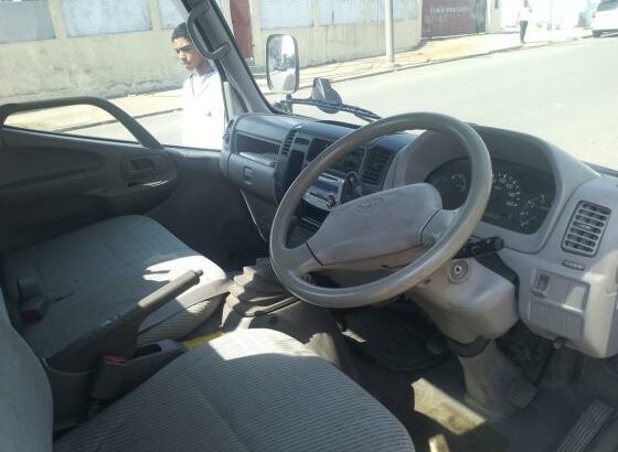 Toyota Dyna 2002 Motor 5L manual 4×4