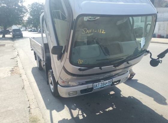 Toyota Dyna 2002 Motor 5L manual 4×4