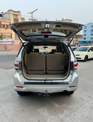 Toyota Fortuner 2015 07 lugares  3.0 1KD 4X4