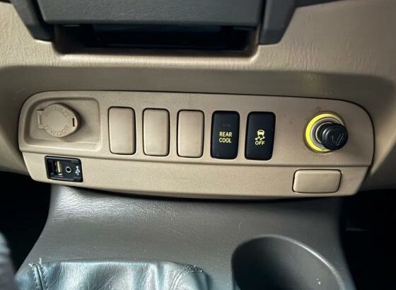 Toyota Fortuner 2015 07 lugares  3.0 1KD 4X4