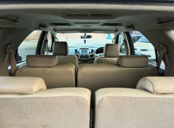 Toyota Fortuner 2015 07 lugares  3.0 1KD 4X4