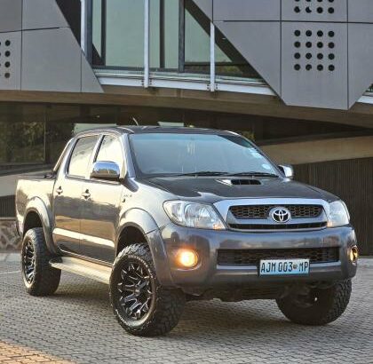 TOYOTA Hilux D4D RAIDER 2007 3.0 Diesel Automático 4X2 (Novo)