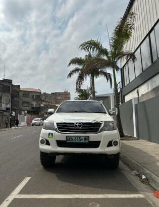 Toyota Hilux Dakar 2.5cc Diesel 4X4