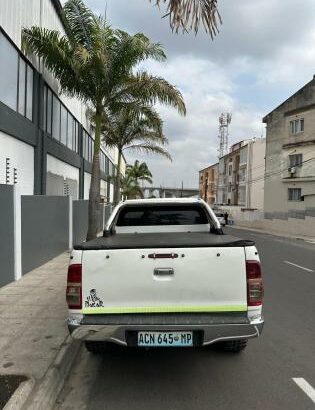 Toyota Hilux Dakar 2.5cc Diesel 4X4