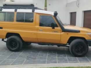 Toyota Landcruiser 70 Séries