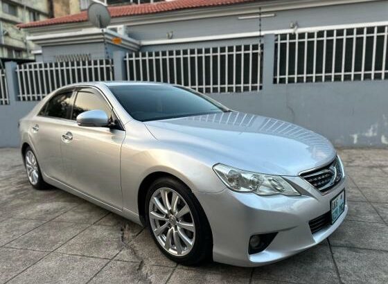 Toyota Mark X 2012/13 2.5 V6