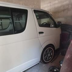 Toyota Quantum 1KD Diesel 15 Lugares Pagos