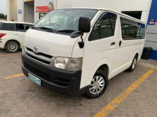Toyota Quntum 2010 Diesel Manual