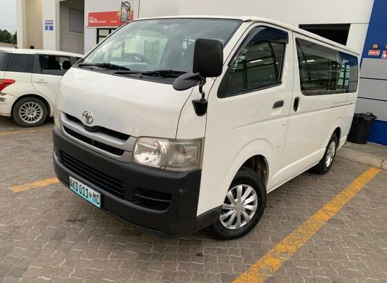 Toyota Quntum 2010 Diesel Manual