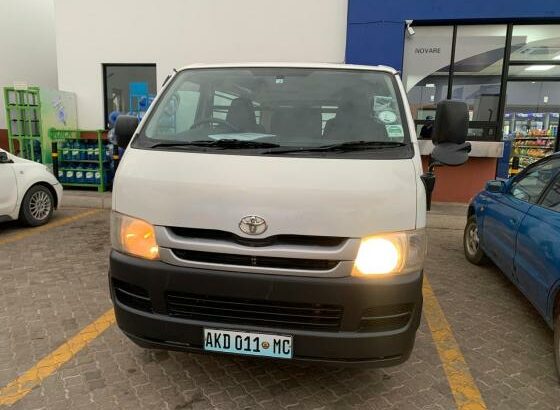 Toyota Quntum 2010 Diesel Manual